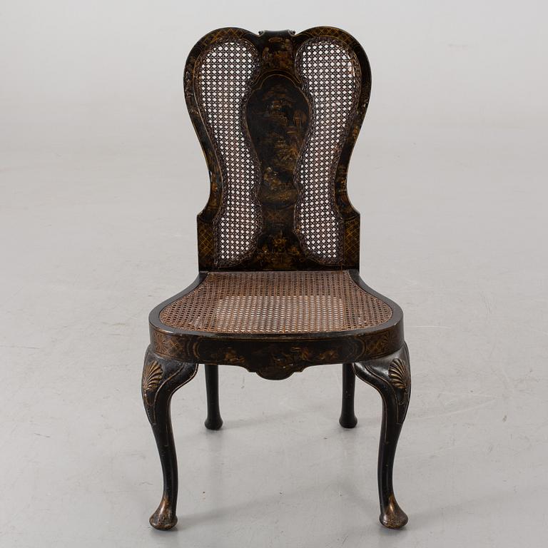 A ROCOCO STYLE CHAIR FROM CA 1900.