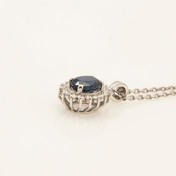 Necklace, 18K white gold with diamonds and sapphire.