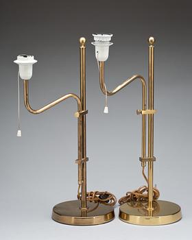 BORDSLAMPOR, ett par, mässing, Bergboms.