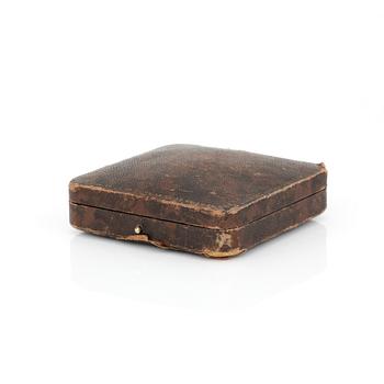 SPINDELUR, förgyllt, urverket märkt Thomas Grant, London. 1700-tal.