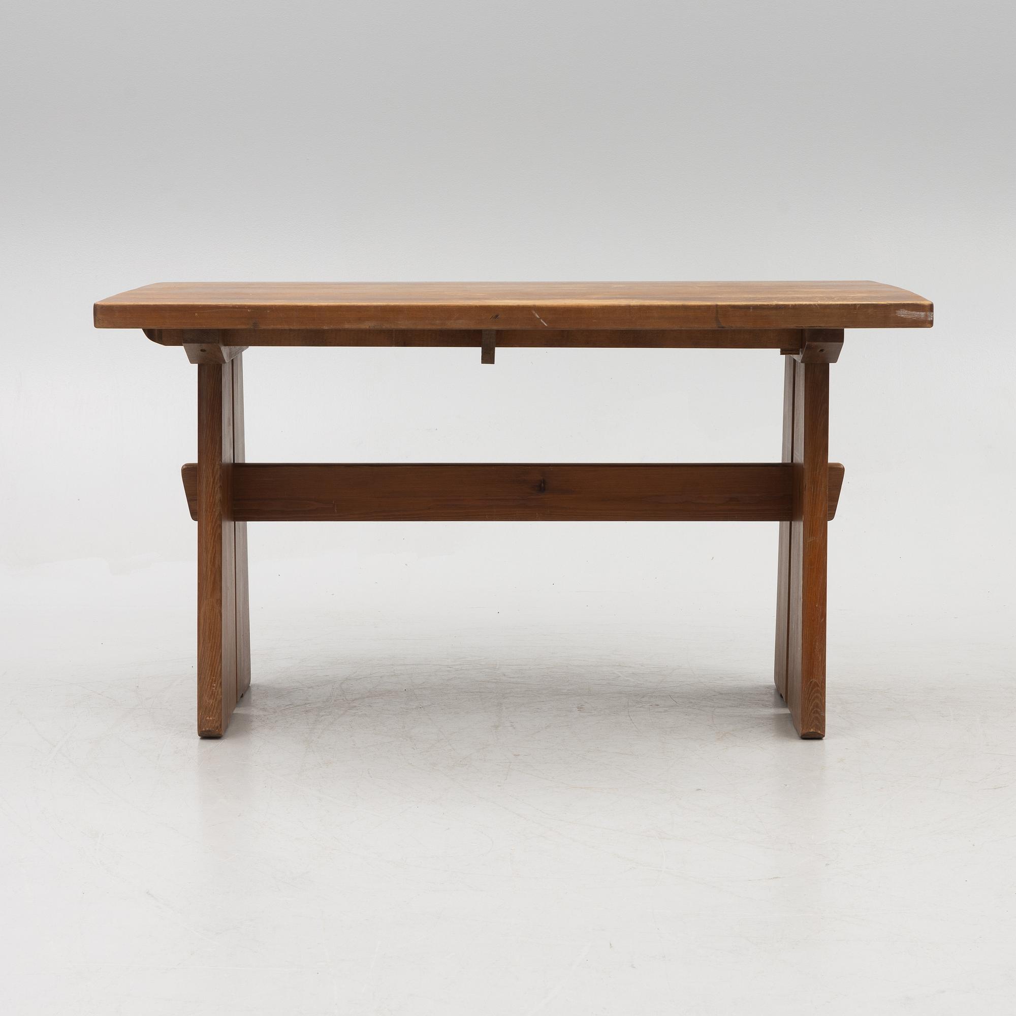Göran Malmvall, dining table with 4 chairs, Svensk Fur, second half of the 20th century.