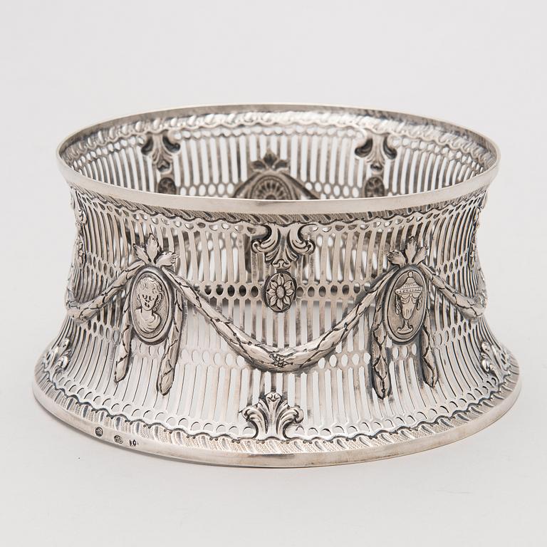 A SILVER DISH RING, Dublin, Joseph Jackson 1775-1807.