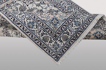 Rug, Nain, part silk, ca. 200 x 154 cm.