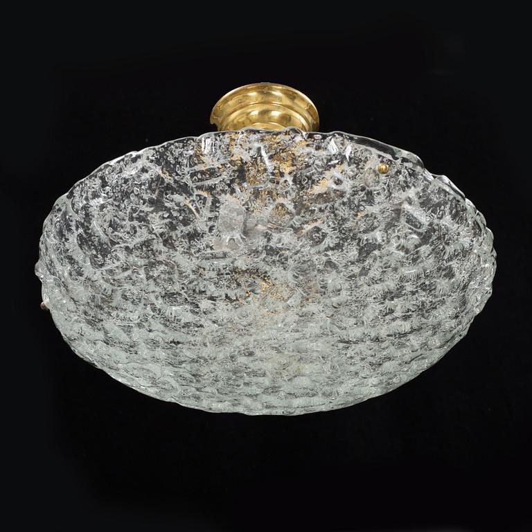 A GLASS CEILING LIGHT, possibley Fagerlund, second half of the 20th century. Height ca 25 cm.