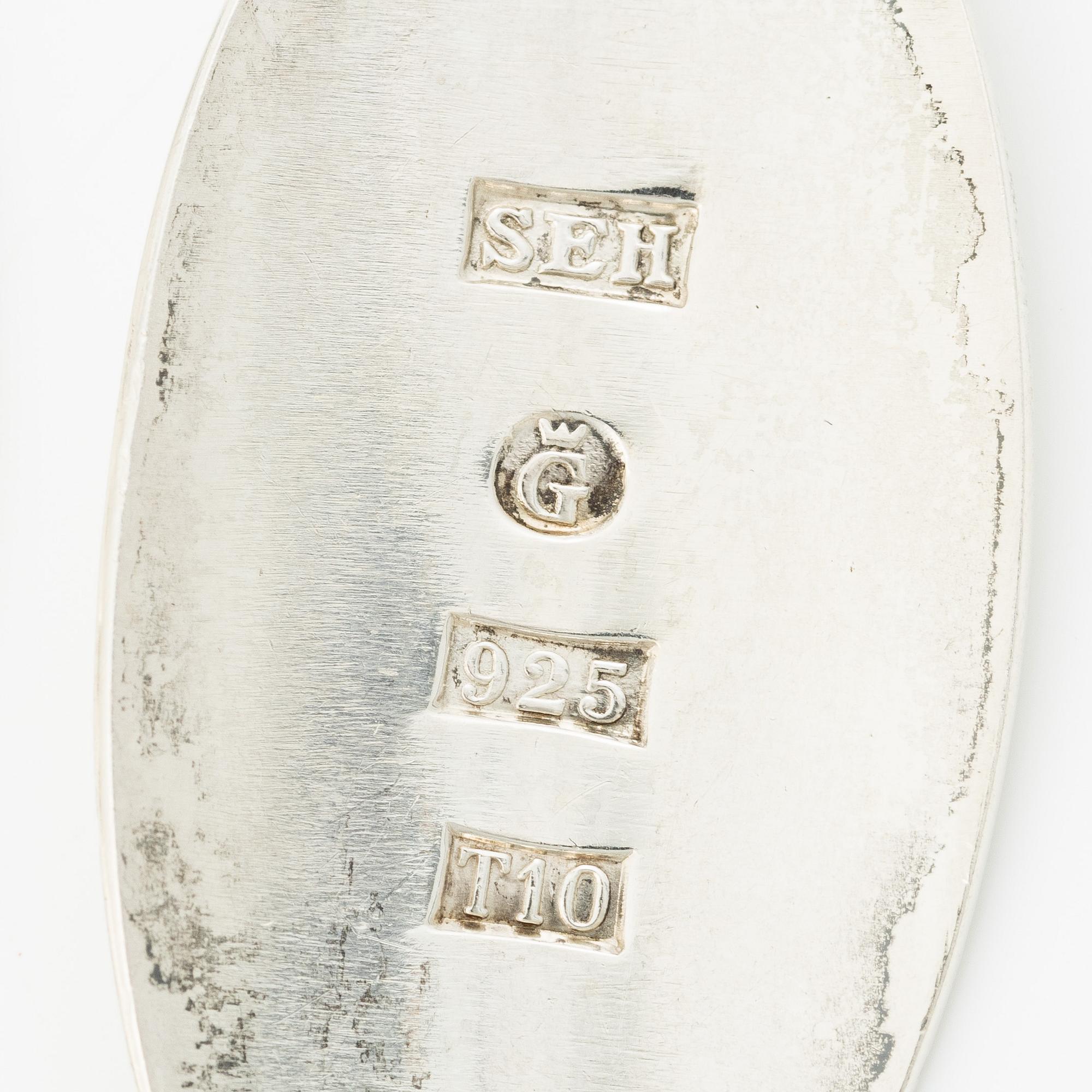 Sven-Erik Högberg, a pair of earrings in the shape of leaves, sterling silver, Gothenburg 1993.