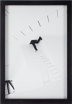 Bruno Ehrs · BRUNO EHRS, fotografi, 2003, signerat på baksidan.