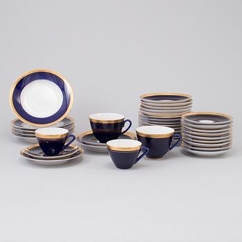 KAFFE- och TESERVISDELAR, 20 delar, porslin, Lomonosov, Ryssland 1900-tal, Sovjetiska stämplar.