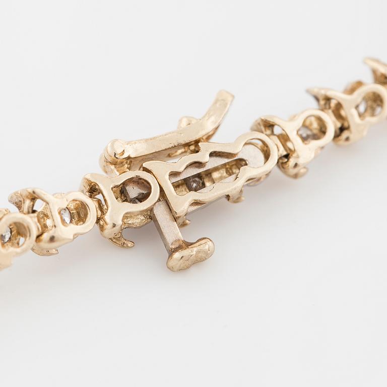 ARMBAND, med briljantslipade diamanter.