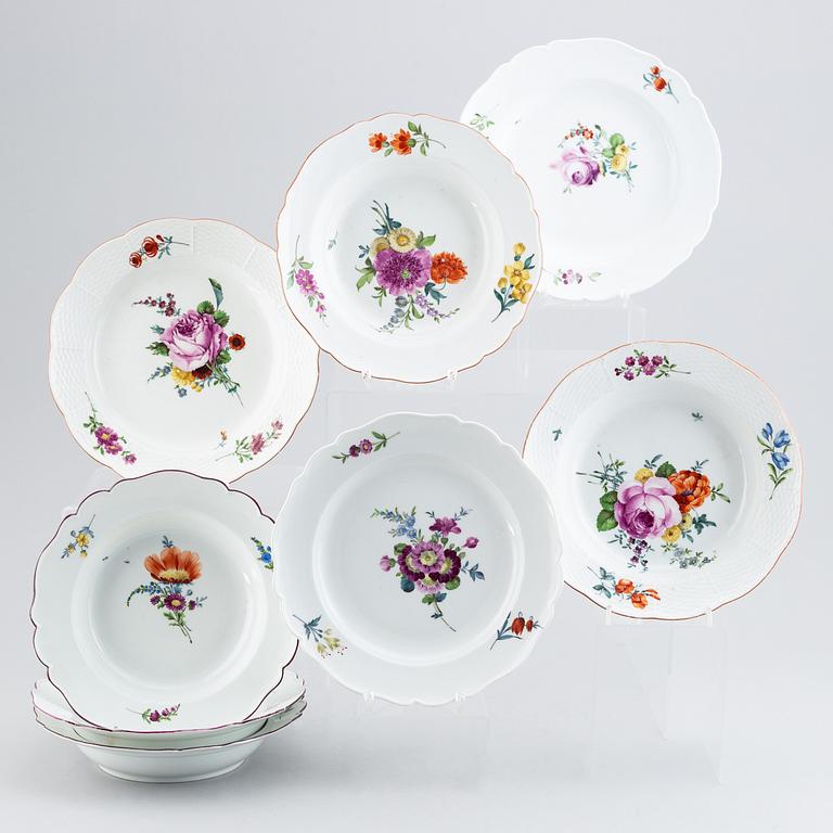 Eight Meissen porcelain plates, Marcolinis period (1774-1814).