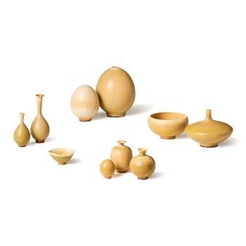 61. Berndt Friberg, a set of 8 stoneware vases and 2 bowls, Gustavsberg Studio, Sweden, 1959-66.