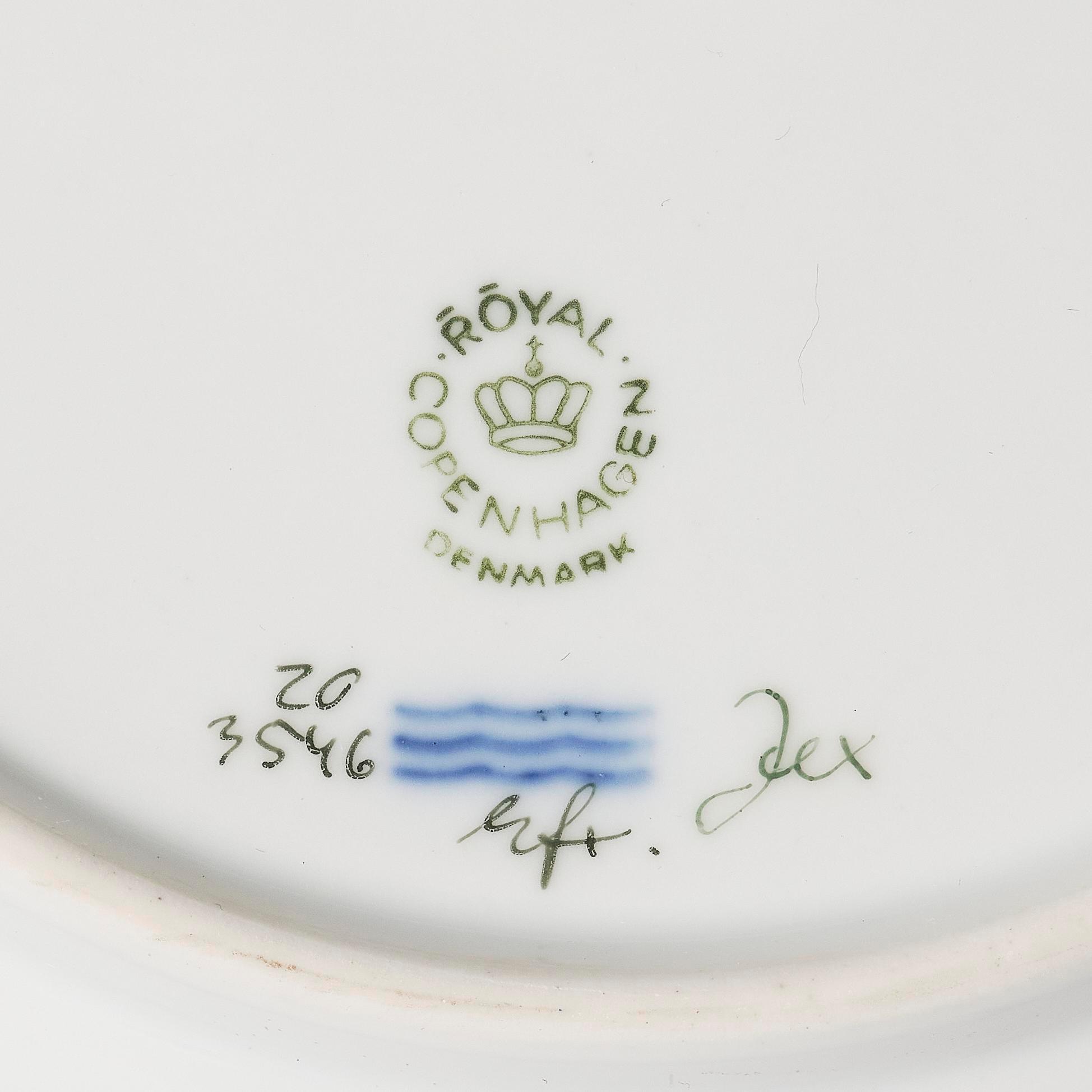 A set of 12 Royal Copenhagen 'Flora Danica' soup dishes, Denmark, 20th century.