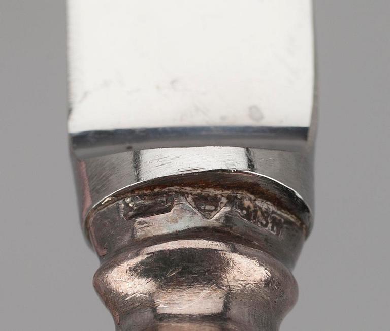 FRUKTKNIVAR, 11+6, silver, "Musslan" Kuopion Kulta Oy Tavastehus 1930 samt Hopeakeskus Tavastehus 1941.
