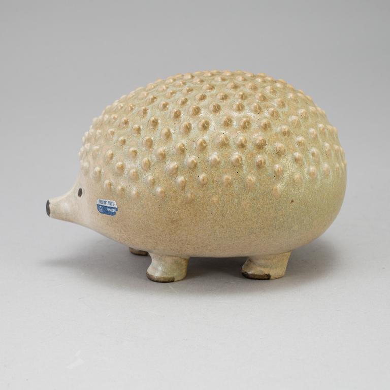 A stoneware figurine by Lisa Larson for Gustavsberg, produced 1979.