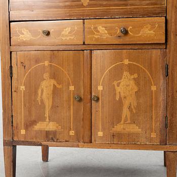 A washstand, 19th Century.