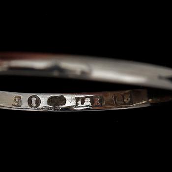 RING, sk syskonring, 18k vitguld, antikslipade diamanter, tot ca 0,5 ct. 1942. Tot vikt 2,3g.