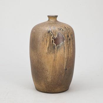 VAS, stengods, Åke Holm, signerad.