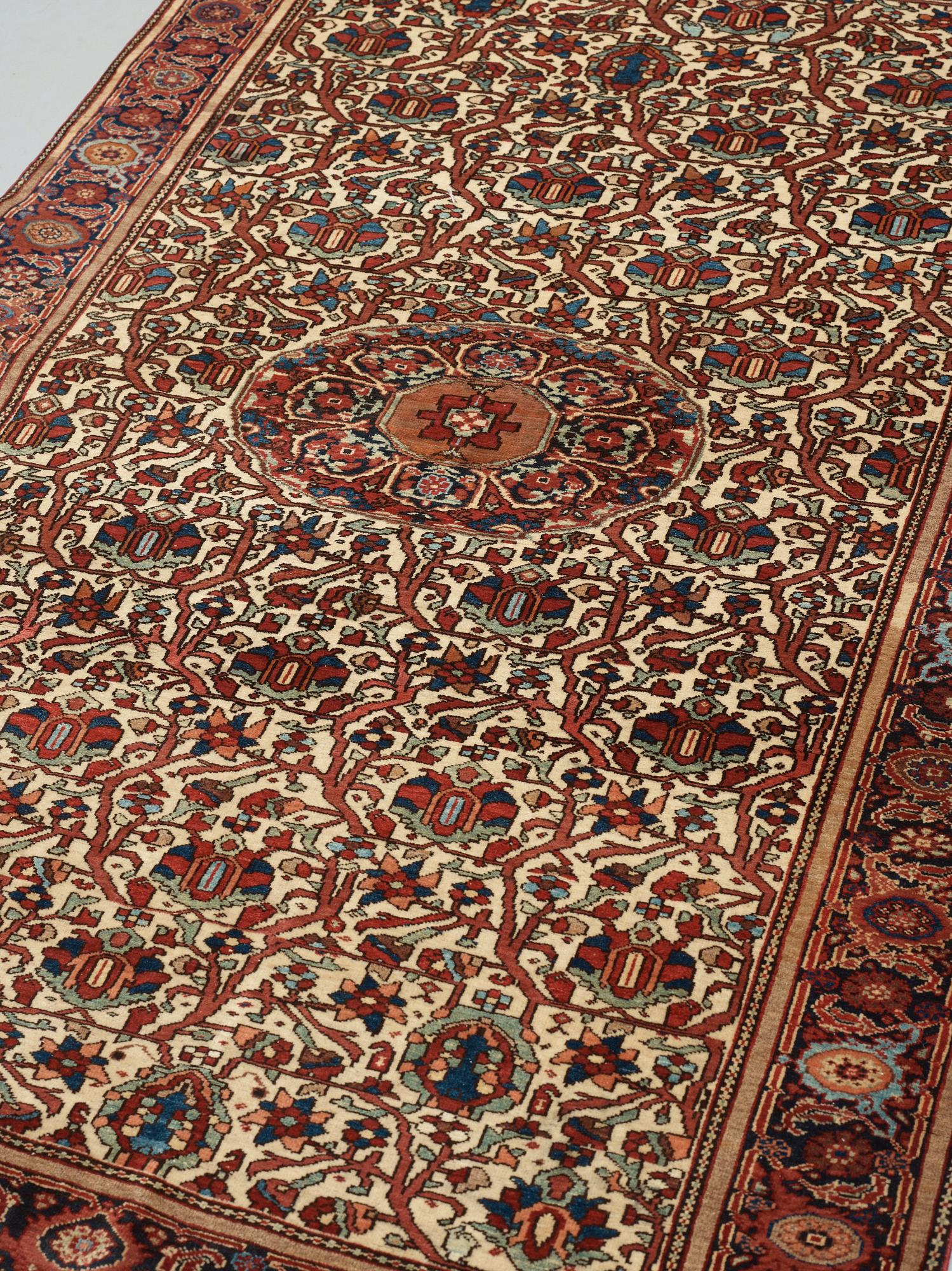 SEMIANTIK SAROUK FERAGHAN sannolikt. 205,5 x 128,5 cm.