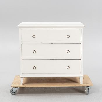 A 19t century chest of drawers.
