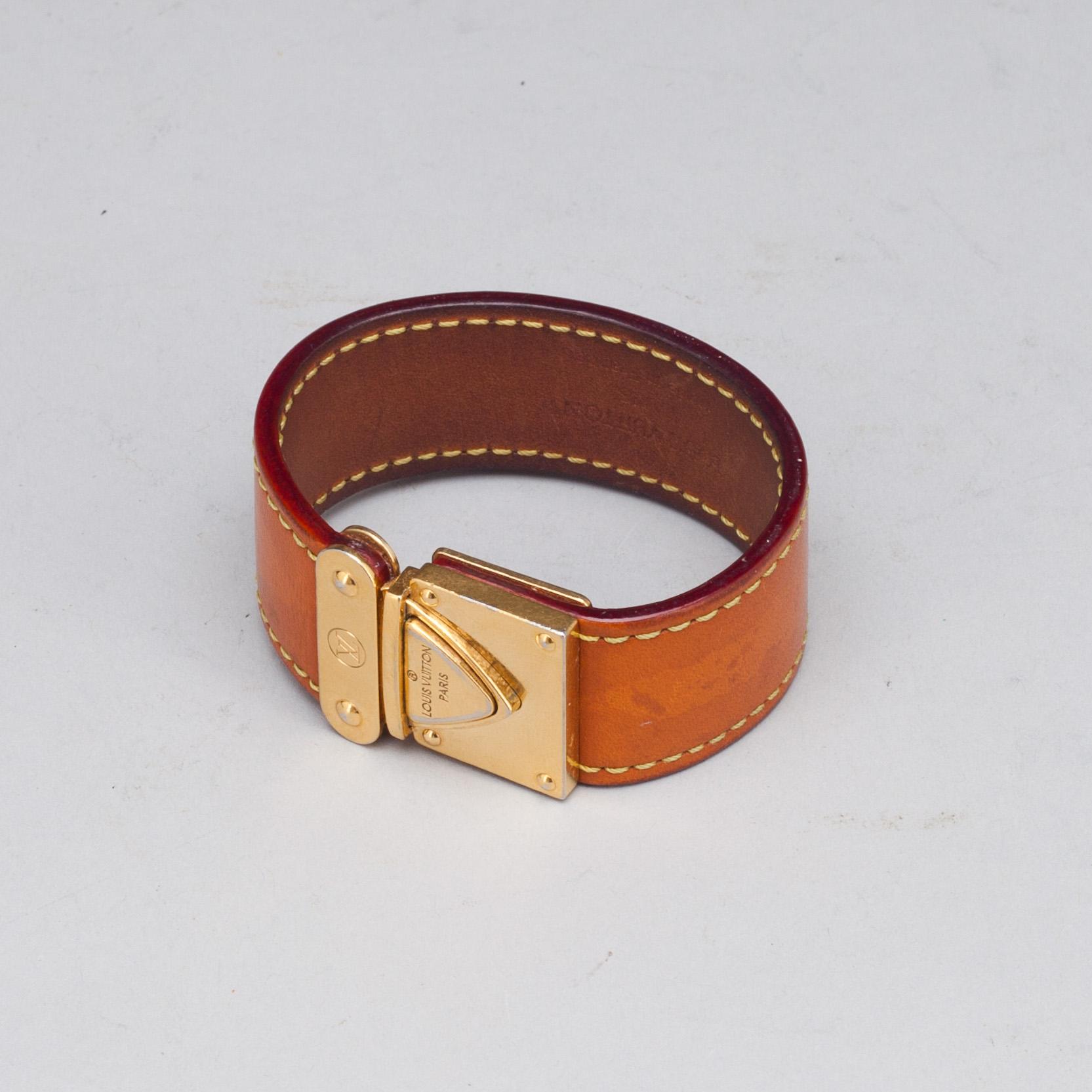 ARMBAND, Louis Vuitton, Paris.