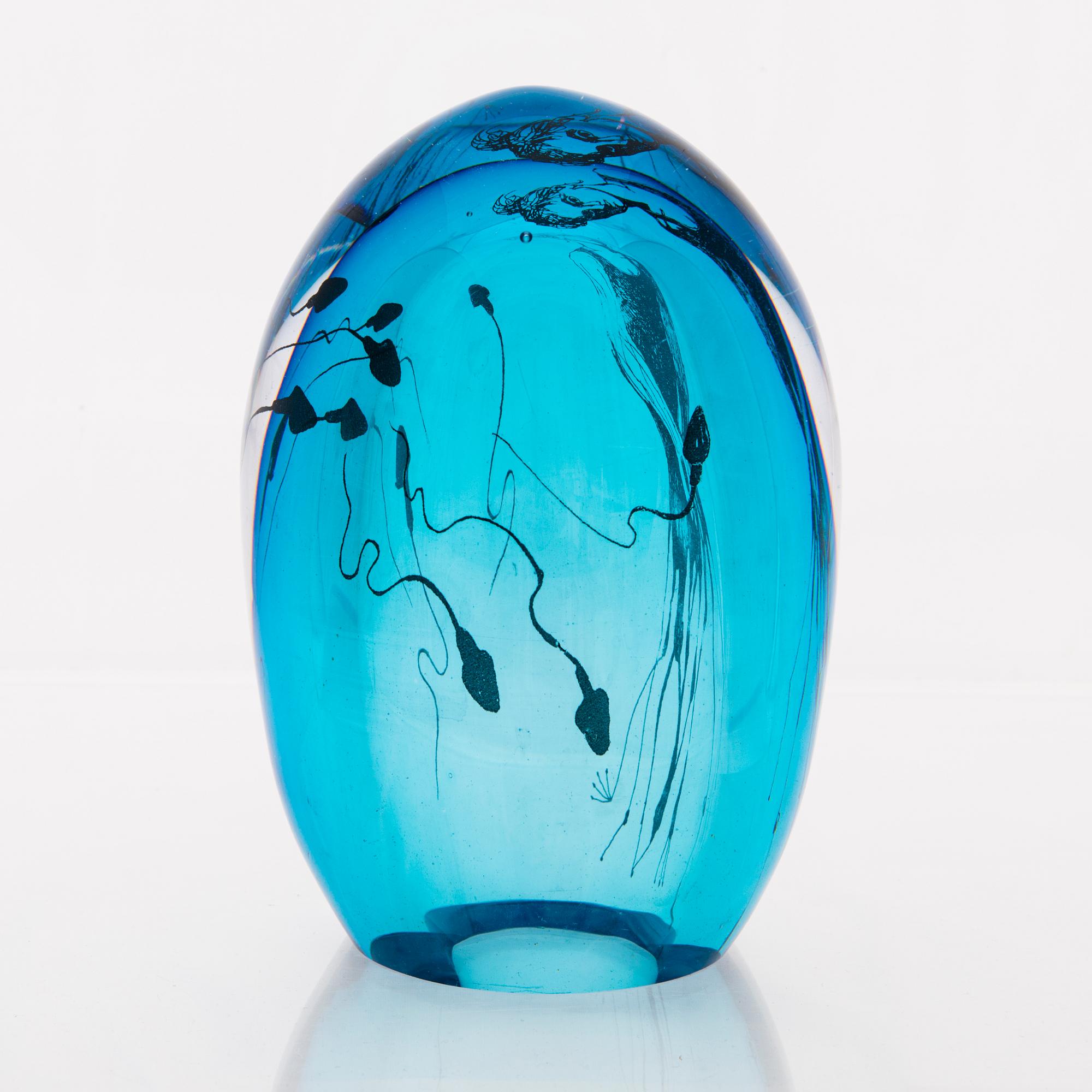 ELLA VARVIO, A glass sculpture, signed Ella Varvio 2016.