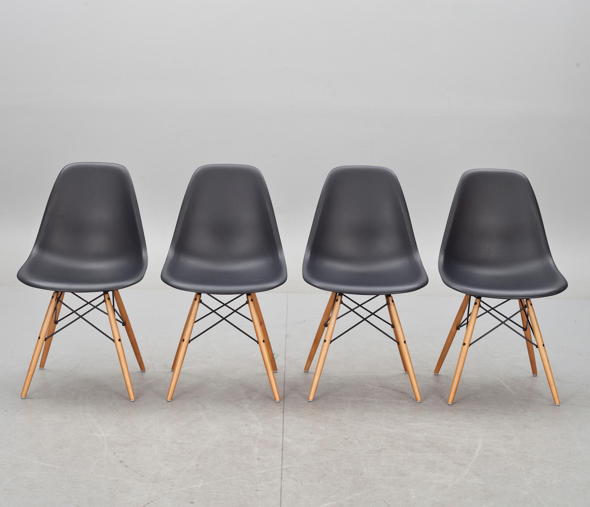 STOLAR, 4 st, "Plastic chair", Charles & Ray Eames, Vitra, 2000-tal.