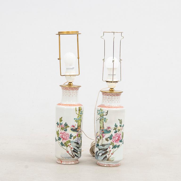 Bordslampor ett par, Kina, 1900-tal.