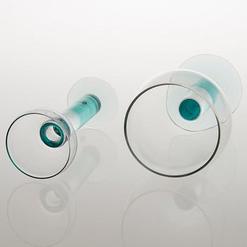 KERTTU NURMINEN, GLASSERVISDELAR, 23 st, "Mondo", Iittala 1900-talets senare hälft.