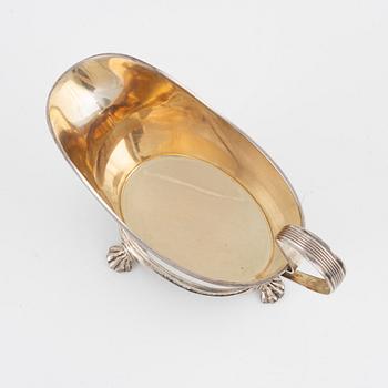 Jacob Engelberth Torsk, a Gustavian style silver creamer and sugar caddy, Stockholm, 1899.