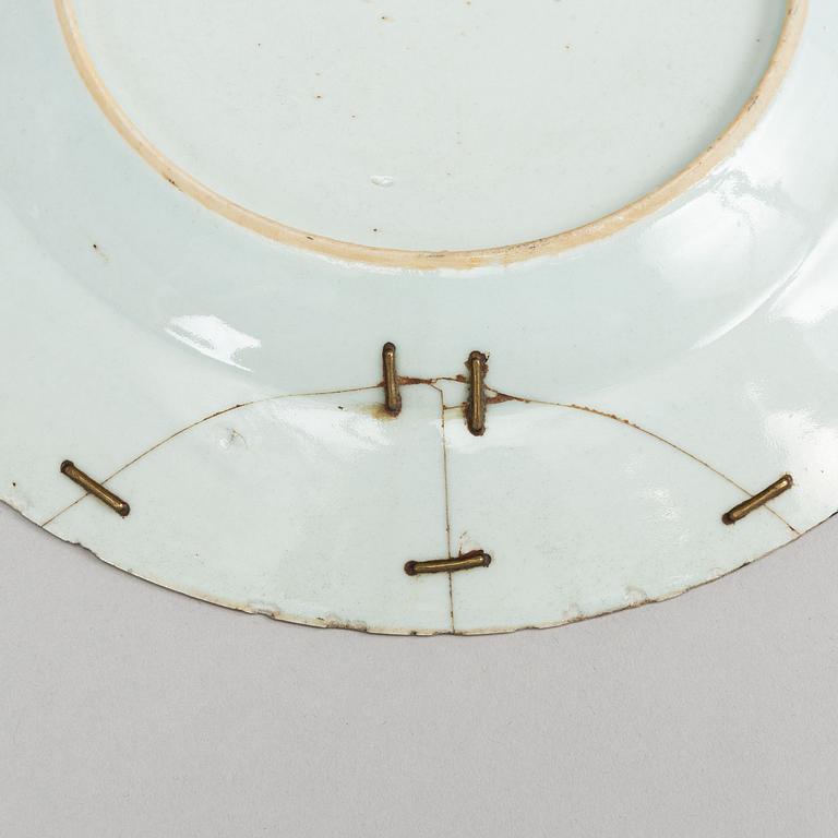 Six famille rose export porcelain plates, Qing dynasty, Qianlong (1736-95).