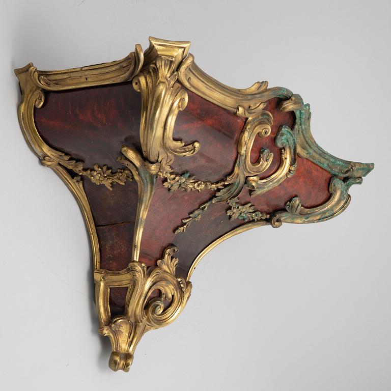 A French Louis XV-style bracket clock, second half of the 19th Century.