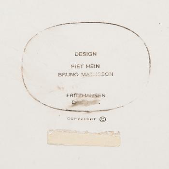 BRUNO MATHSSON & PIET HEIN, RUOKAPÖYTÄ, "Supperellips", . Fritz Hansen, Tanska.