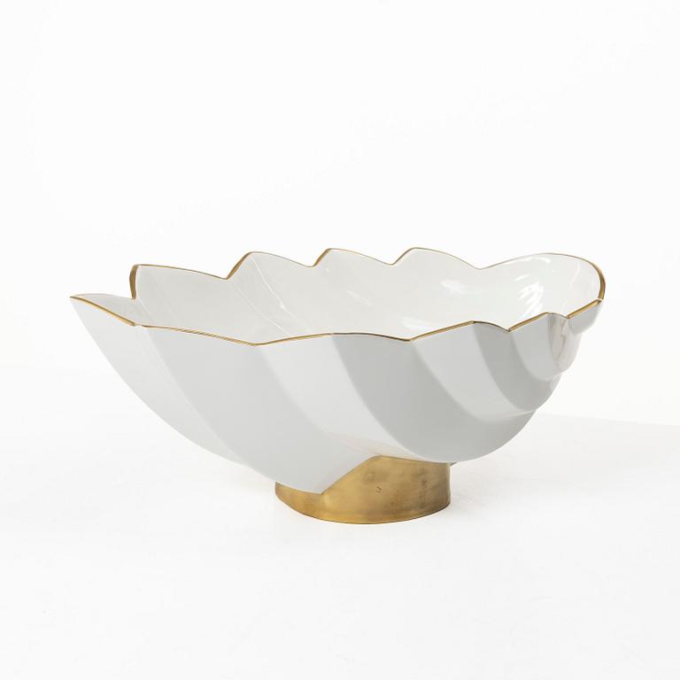 Karin Björquist, A shell shaped serving dish 'Pliss' from the Nobel dinner service, Gustavsberg, post 1991.