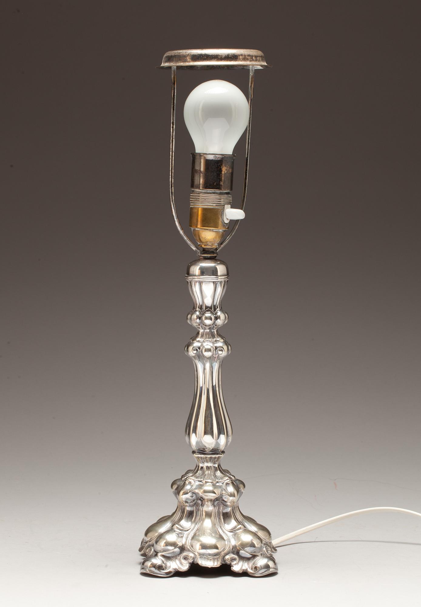 BORDSLAMPA, nysilver. Barockstil. 1900-tal.