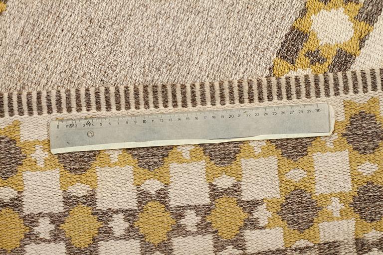 A flatweave, possibel Ingrid Dessau for Kasthall, second half of the 20th century, 233 x 160 cm.