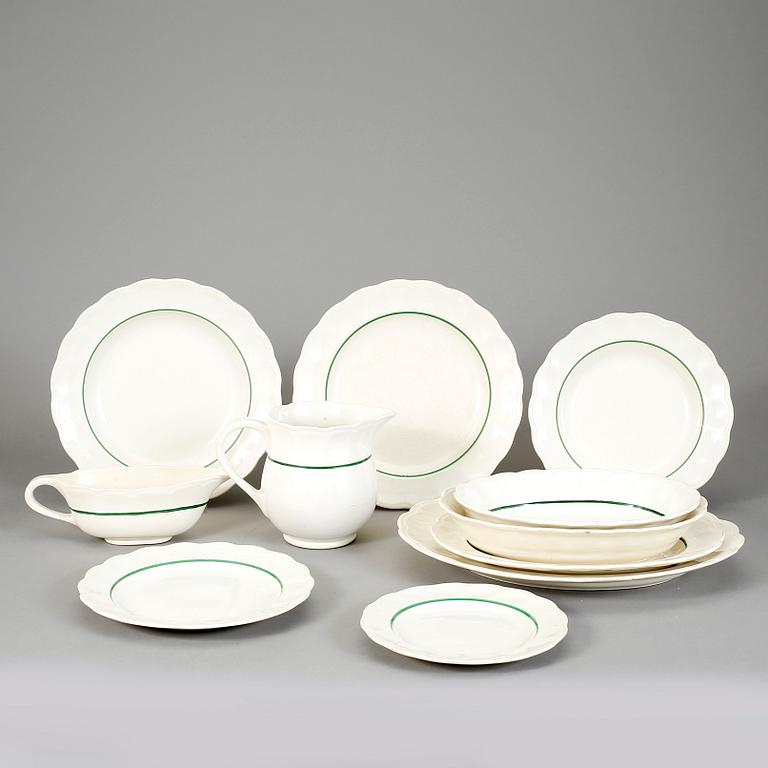 MATSERVIS, flintgods, 51 st, design: Stig Lindberg, servis i produktion mellan 1939 - 1951.