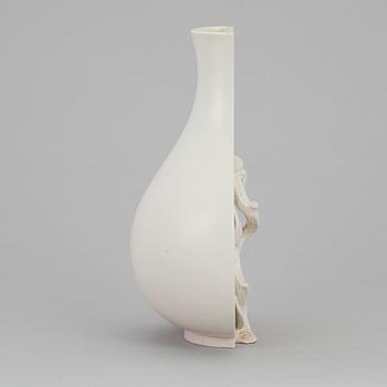 WILHELM KÅGE, vas, "Surrea", vit cararragods, Gustavsberg.