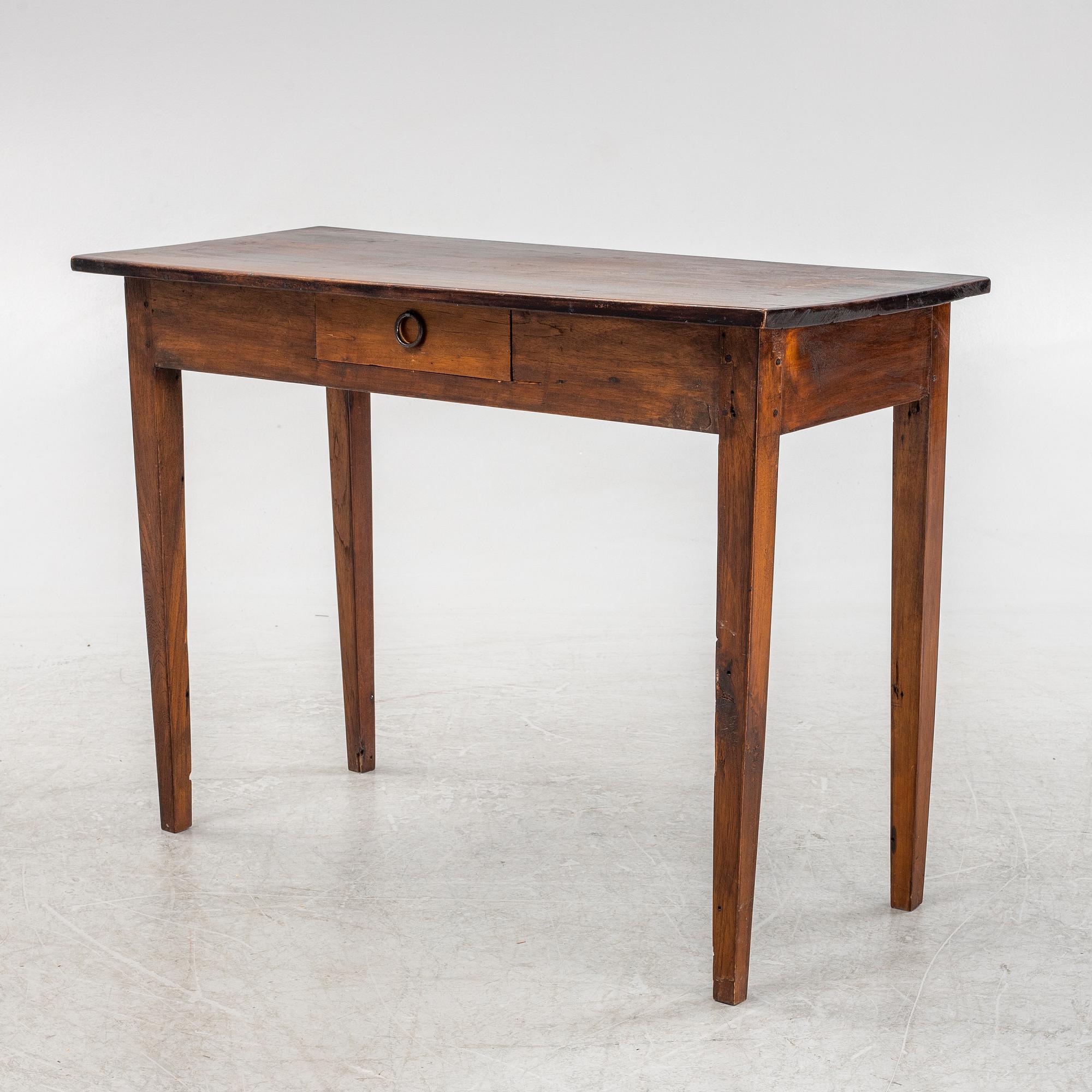 Sidobord, Newport, 2000-tal.