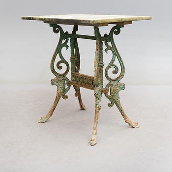 TRÄDGÅRDSBORD, 1900-talets första hälft.