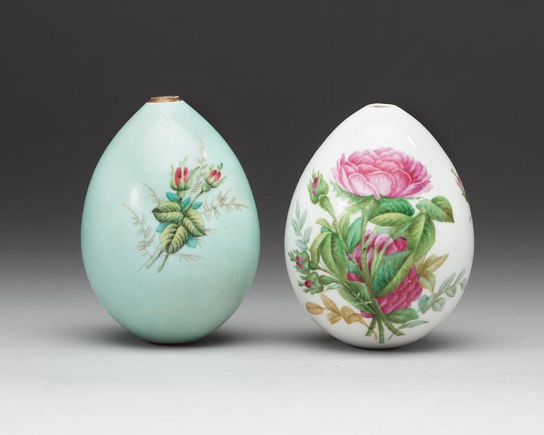 A pair of Russian porcelain eggs, 19th Century.