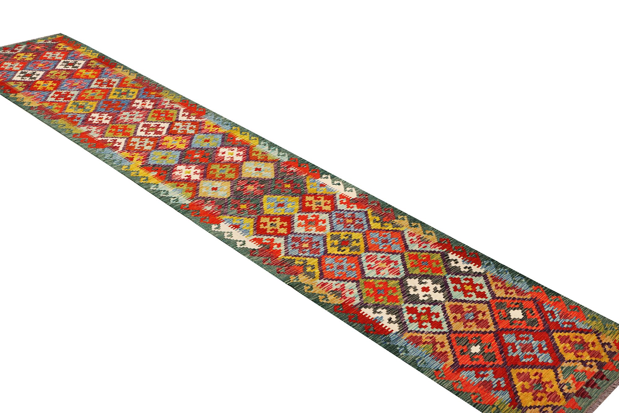 A runner carpet, Kilim, c. 507 x 85 cm.