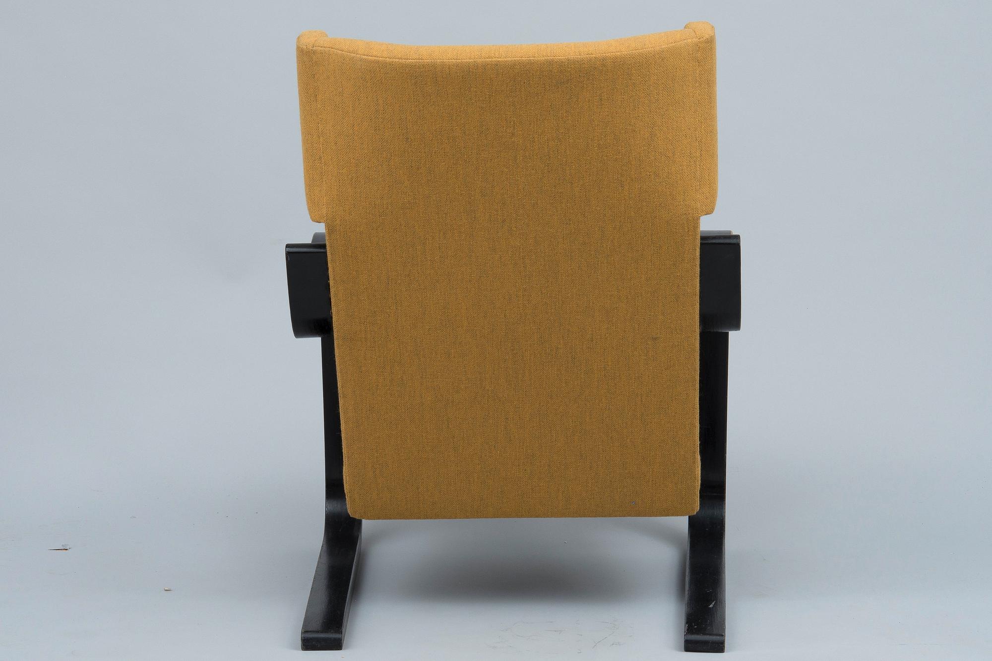 Alvar Aalto, AN ARMCHAIR No 36.