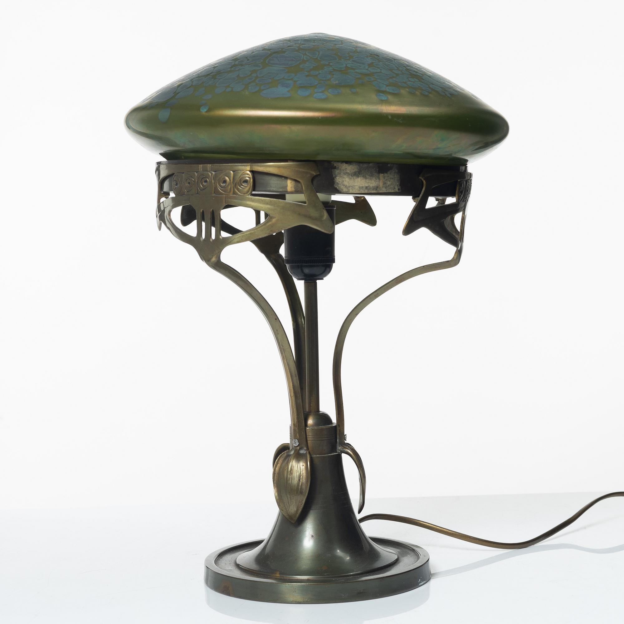 Jugend/Art Nouveau, Table lamp, early 20th century.