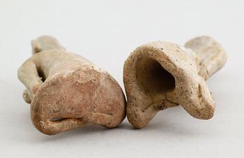 FIGURER, 2 st, keramik, Sawankhalok, möjligen 1300-/1400-tal.