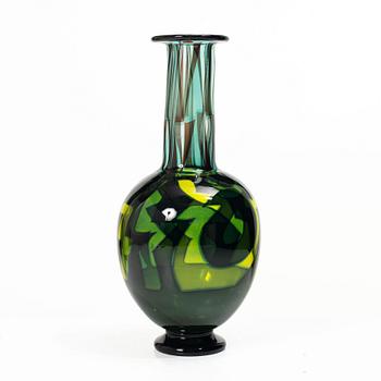 Eva Englund, Vase, glass, Orrefors 1988.