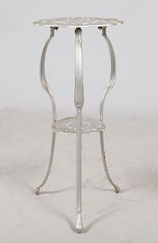 PEDISTAL, försilvrat gjutgods, jugendstil, 1900-talets första hälft.