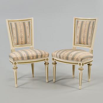 STOLAR, ett par, gustaviansk stil, 1900-talets andra hälft.