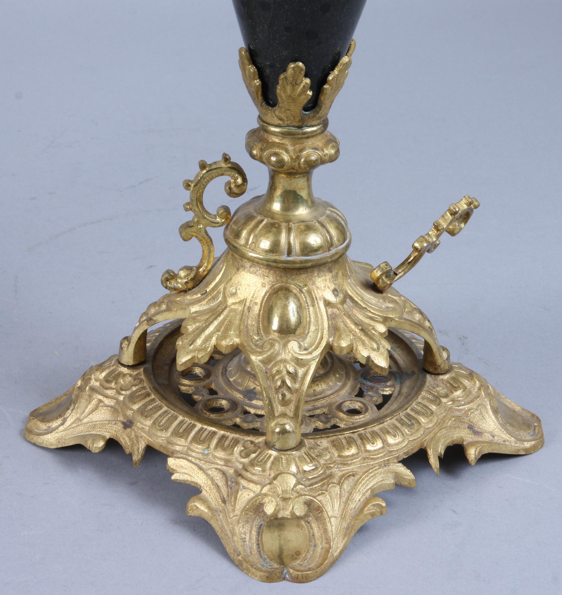 KANDELABRAR, ett par, oscarianska, 1800-talets andra hälft.