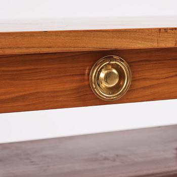 Josef Frank, biblioteksbord / sideboard, Firma Svenskt Tenn, modell 2226.