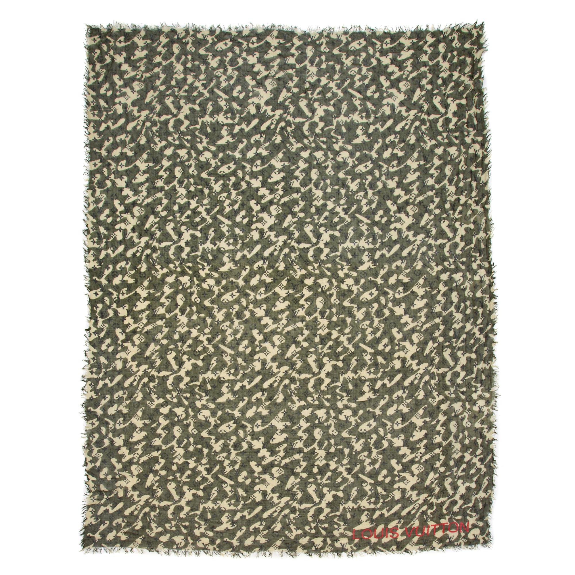 LOUIS VUITTON, scarf.