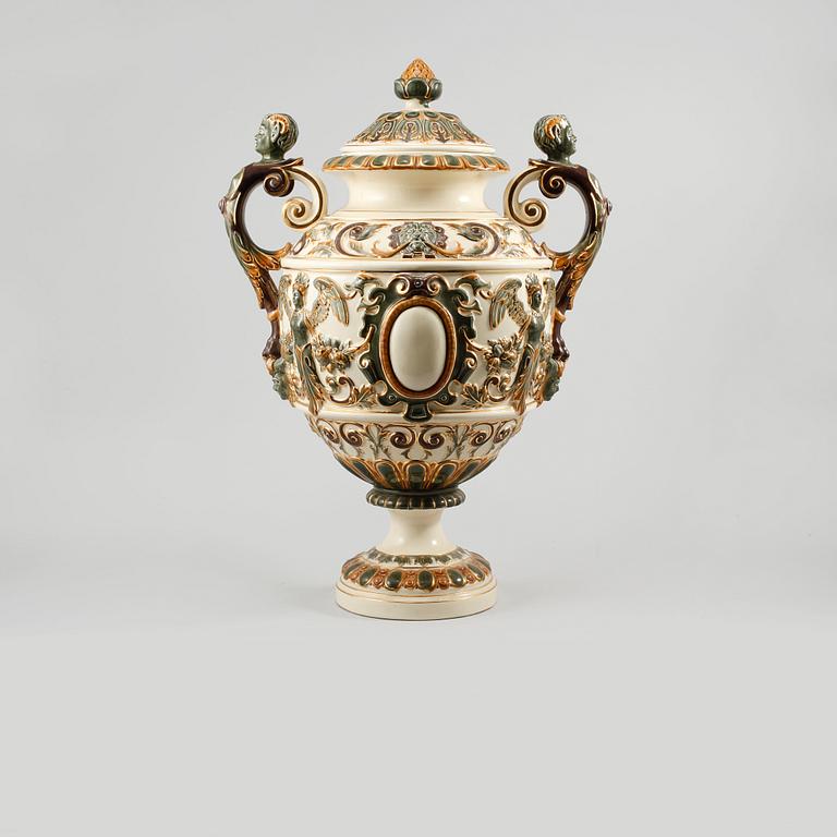 PRAKTURNA, majolika, "Ivory", Rörstrand, omkring år 1900.